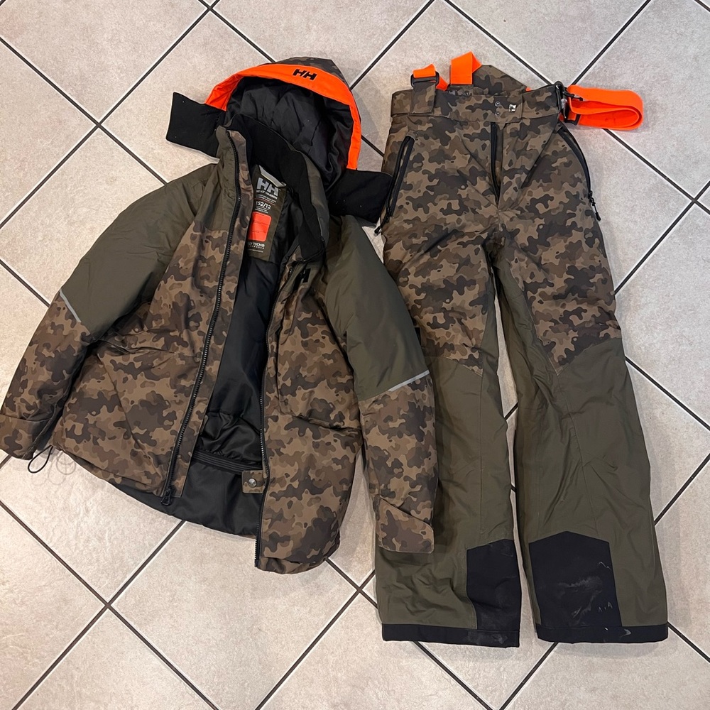 Helly Hansen Camouflage Ski Jacket and Pants with Orange Accents